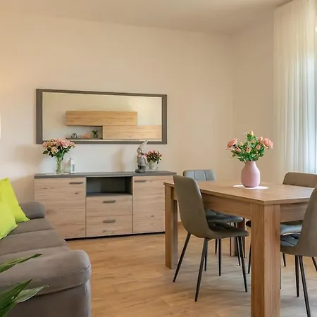 La Serena Large With Wifi, A/c, Private Parking Apartment *