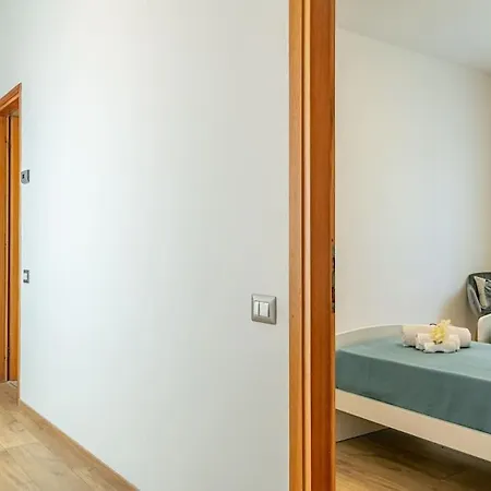 La Serena Large With Wifi, A/c, Private Parking *